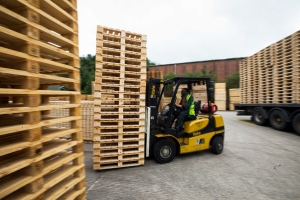 How to Save Money on Freight Pallet Shipping Costs