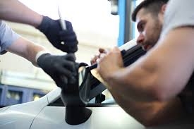The Top Benefits of Hiring Experts for Auto Mirror Repair in Twin Cities