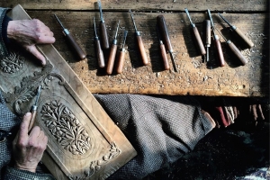 From the Living Atelier: Hands, Tools, and the Living Thread at Serendipity Arts Festival 2025