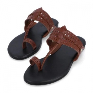 Why Kolhapuri Chappal Is The Timeless Leather Footwear You Need?