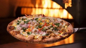 The Ultimate Guide to Mobile Pizza Catering