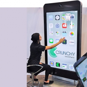 Will Touch Screens Replace Traditional Menus in Dining?