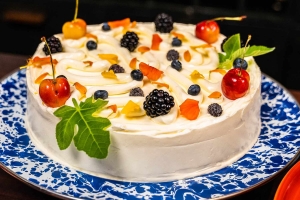 How To Send Cakes To Pakistan Through TCS Sentiments Express?