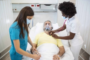Why Experts Recommend Ventilator Care at Home in Dubai