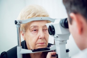 A Guide to Finding Experienced Macular Hole Surgeons in Palm Harbor
