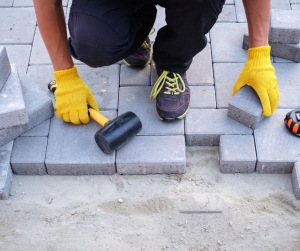Top 7 Signs It’s Time to Replace Your Driveway
