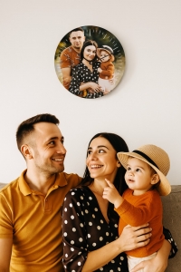 Acrylic Clocks Are Redefining Modern Wall Décor