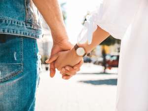 How to Tell if Your Spouse Is Cheating: Signs and Tools