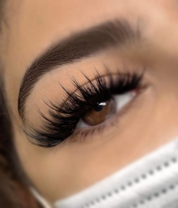Eyelash Extensions Dubai 