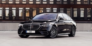 How to Choose the Perfect Chauffeur Service for Your Needs?