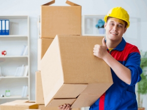 How Residential Moving Services Simplify Apartment Moves