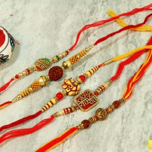 Let Her Know Your Support With Rakhi Delivery In Lucknow