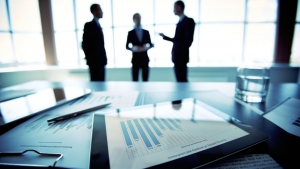 Mastering Success with Customer Service Leadership Training and Sales Training in Delhi