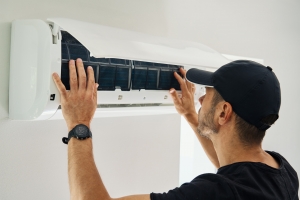 DIY Air Conditioning Fixes: What You Can Do and When It's Time to Call Roberts