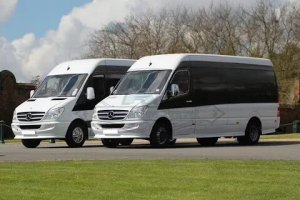Minibus Hire Near Me for Easy UK Group Travel