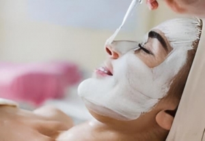 From Dull to Dewy: Transform Your Skin with a Hydration Facial