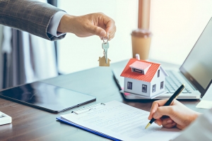 Is Your Property Manager Meeting UK Industry Standards?