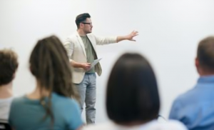 Top Benefits of Using Professional College Consulting Services
