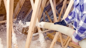 Why Contractors Are Recommending Blown-In Insulation in 2025