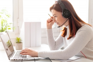 How a Psychologist Virtual Receptionist Can Improve Client Care and Office Efficiency