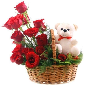 Send Flowers to India – Express Emotions with Online Flower Delivery