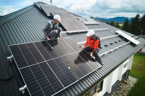 How to Choose the Best Solar Panel Angle for Year-Round Power