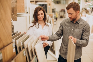 Top Benefits of Investing in Custom Garage Cabinetry vs. Prefab Solutions