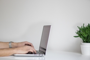 How to Choose the Right Salesforce Marketing Cloud Implementation Partner