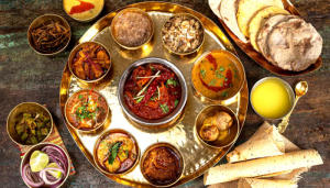 Food Guide – What to Eat on the Golden Triangle Tour