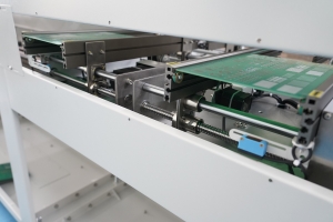 Shuttle Conveyor vs Traditional Conveyor: Which Is Best for Your SMT Line?