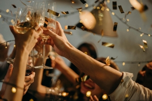 Christmas Wine Gifts for the Perfect Celebration