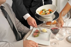 How an Executive Chef Consultant Relieves Stress When Entertaining