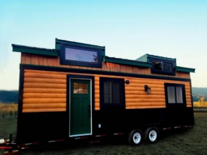 Turning Adventures into Everyday Life with a Home on Wheels