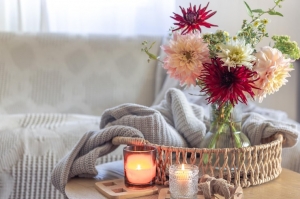 How to Choose the Perfect Spring Candle Scents for Your Space?