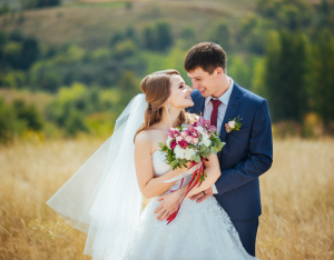Wedding Photographer vs. Videographer: What’s the Difference?