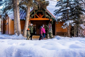 Best Lake Louise Hotel Stays for Every Type of Traveler