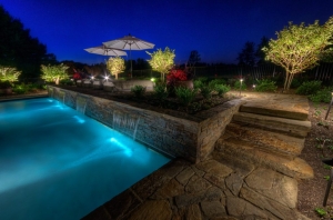 Why Do Modern Luxury Pool Designs Inspire Dreamy Escapes?
