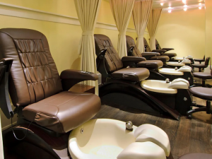 5 Best Pedicure Chairs for Salons in 2025