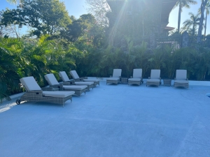 How Can a Hillside Papagayo Bay Villa Elevate Your Private Romantic Getaway?