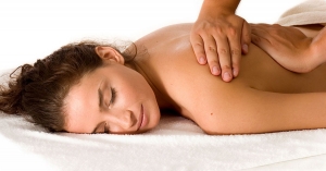 Why Choose Professionals For Waxing In Port Credit?