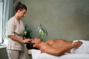 Nuru Massage vs Deep Tissue Massage: Understanding the Difference