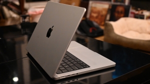 Apple MacBook Pro 2025 Review: Performance, Design & Verdict
