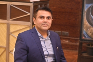 Shailesh Rajpal: A Visionary Leader Shaping Modern Business and Community Growth