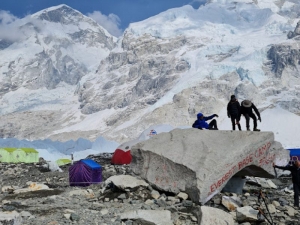 How Cold Is It on Mount Everest?