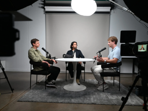 What Features Should You Expect in a Podcast Studio in Austin?
