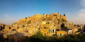 Our Experience Choosing a Desert Camp in Jaisalmer