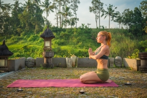 300 Hour Yoga Teacher Training – Enroll for 2025 Batches