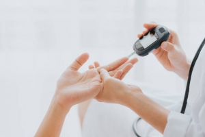 Expert Diabetic Specialist in Valsad for Personalized Diabetes Care