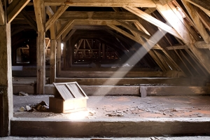 When Is the Best Time of Year to Do an Attic Cleanout?