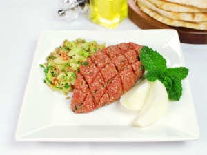 Kebbih Nayyeh: A Guide to Authentic Lebanese Flavours